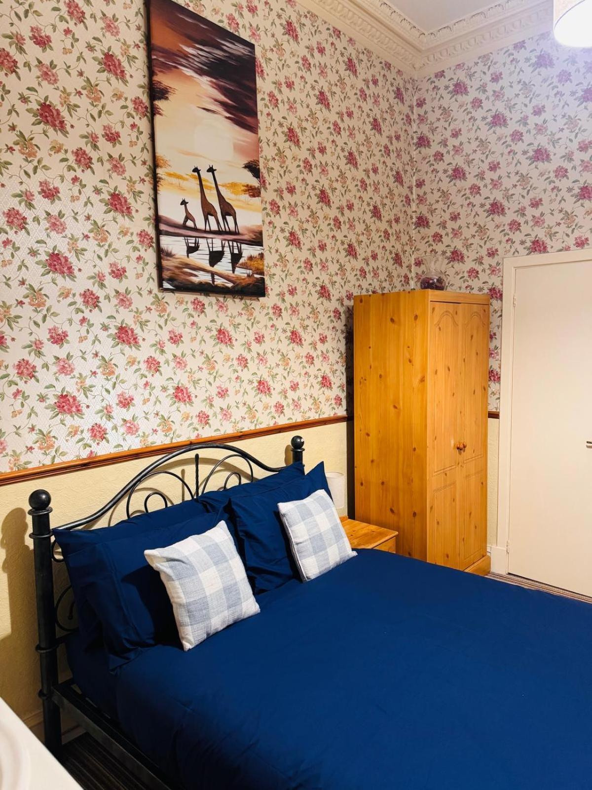 Edinburgh Travel Guest House Buitenkant foto