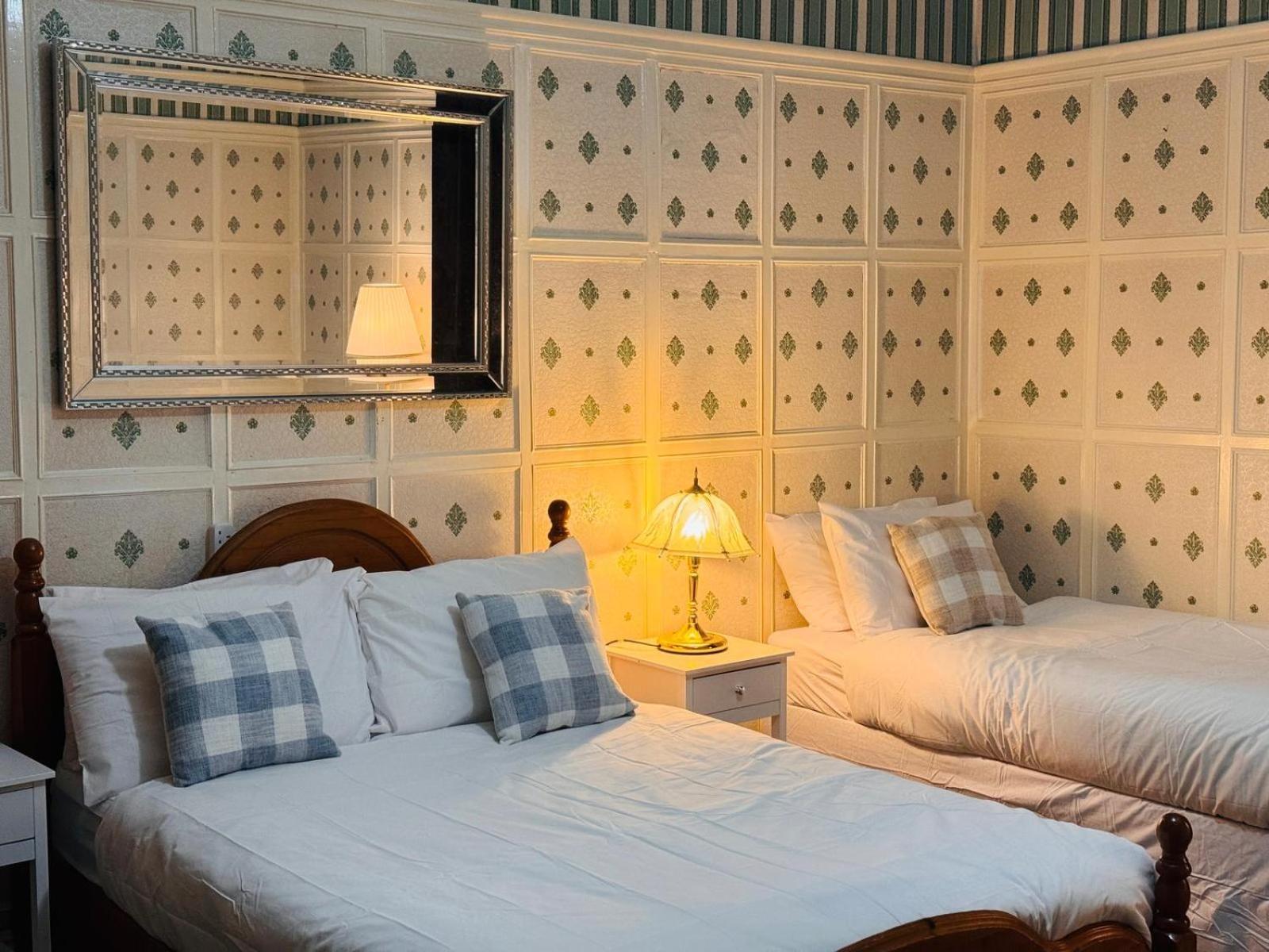 Edinburgh Travel Guest House Buitenkant foto
