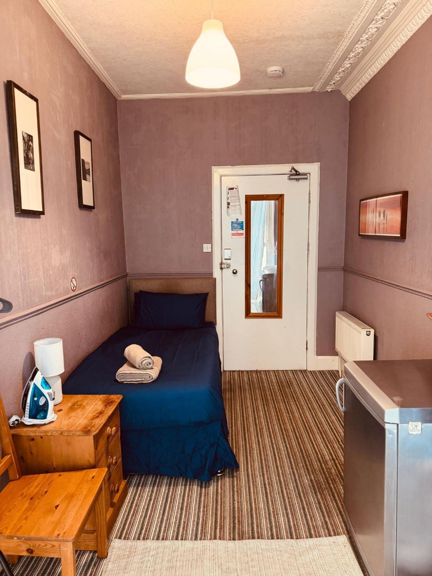 Edinburgh Travel Guest House Buitenkant foto